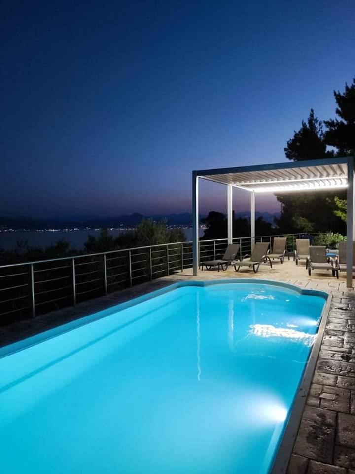 Aegean View Villa Loutráki Eksteriør billede